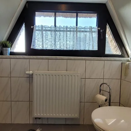 別荘 Reetdachhaus In Goos *