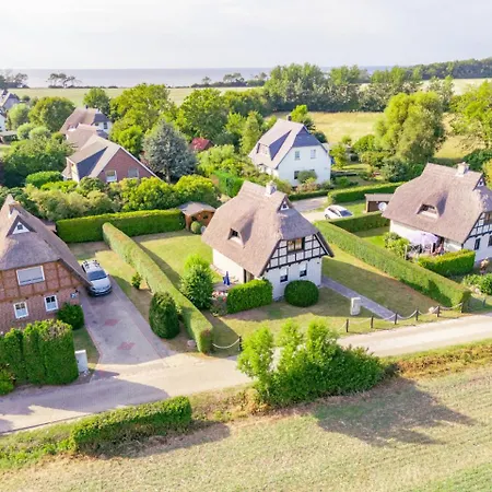 別荘 Reetdachhaus In Goos