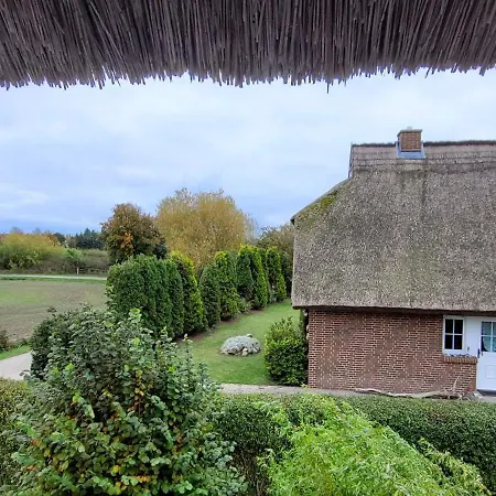 Reetdachhaus In Goos 別荘 *