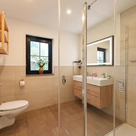 Holiday home Reetdachhaus Laurin In Dranske